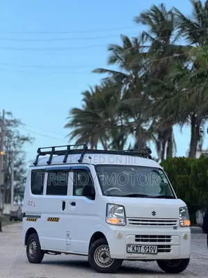 Suzuki Every 2018 White