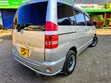 Toyota Noah 2004 Silver - 4