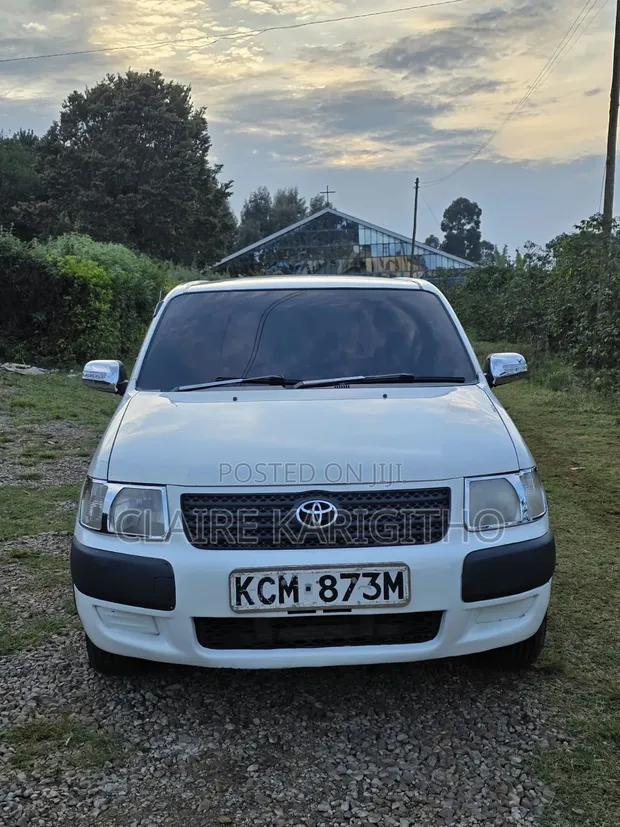 Toyota Succeed 2012 White - 1