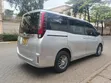 Toyota Noah 2.0 AWD 7 Seater 2015 Silver - 5