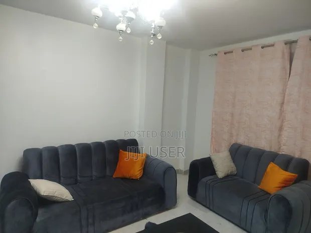 Gray 5-Seater Sofa Set - 1