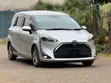 Toyota Sienta 1.5 FWD 2018 Silver - 1