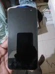 Neon Ultra 32GB Black (Cracked Screen) - 1