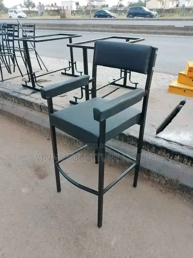 High Stool - Black - 1