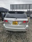 Toyota Fortuner 3.0 D AWD 2008 Silver - 5