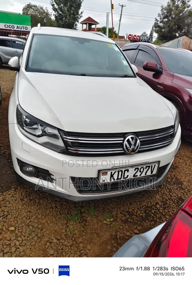 Volkswagen Tiguan 2015 White - 1