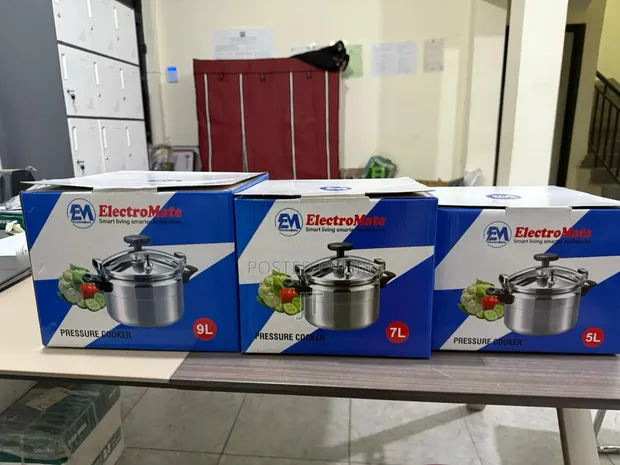 Electromate Manual Pressure Cooker (5L, 7L, 9L) - 1
