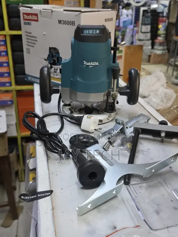 Makita M3600B Plunge Wood Router - 1