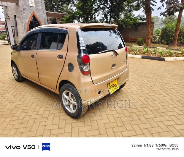 Daihatsu Mira 2011 Gold - 1