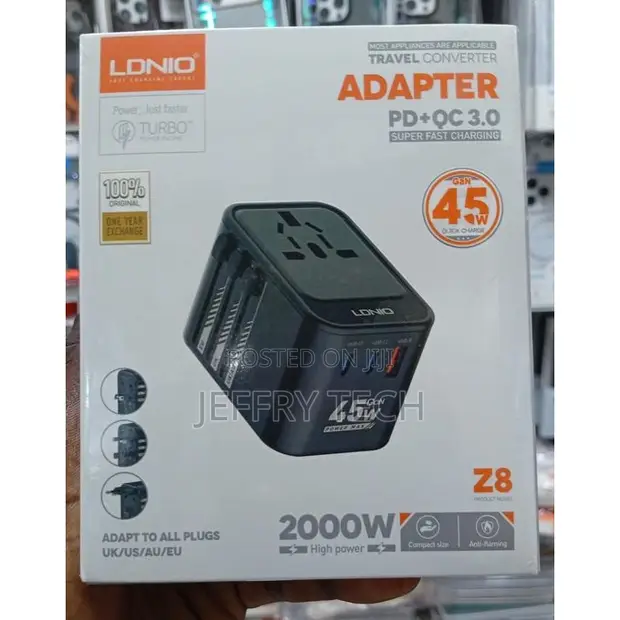 LDNIO Z8 45W GaN Travel Adapter - Universal UK/US/AU/EU Plug - 1