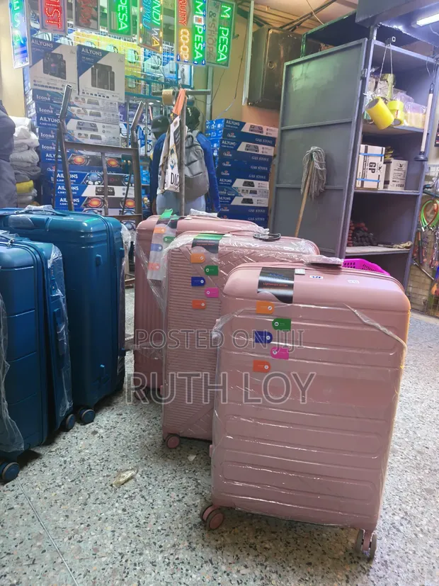 3-in-1 Rubber Suitcase Set - 1