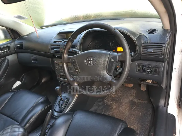 Toyota Avensis 2.0 Advanced 2007 - 1