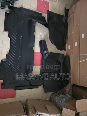 Toyota Land Cruiser 100 Series 5D Car Mats