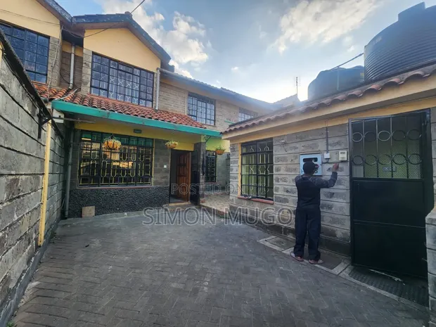 4 Bedroom Maisonette for Sale in South C - 1