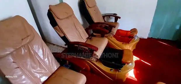 Shiatsu Logic Pedicure Spa Chair - 1