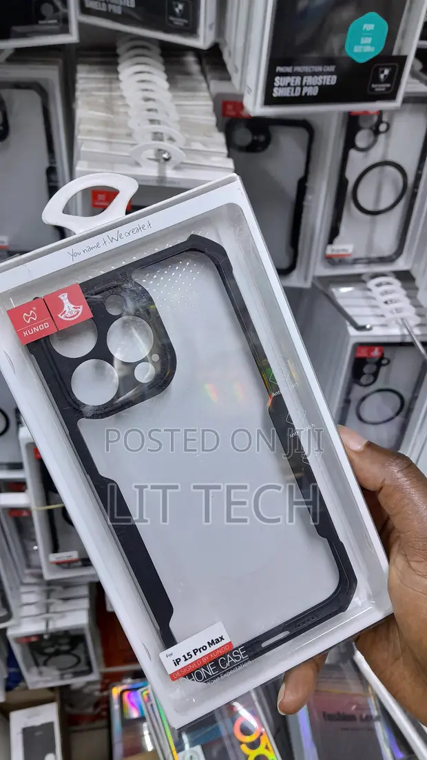 iPhone 15 Pro Max Bumper Shockproof Case - 1