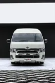 Toyota Grand HiAce 2002 White - 1