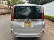 Toyota Noah 2.0 FWD (8 Seater) 2015 Silver - 2