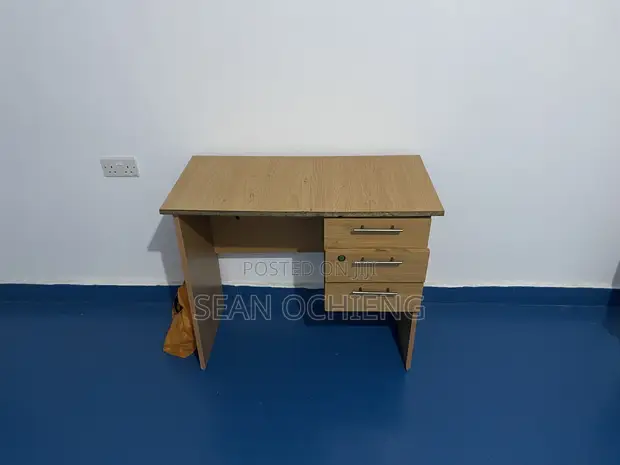 Used Office Table - 1