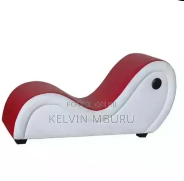 Comfy Sex Chair - 1