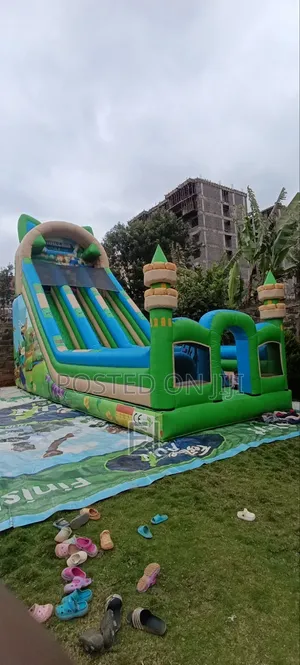 Large Inflatable Bouncing Castle with Slide - For Sale/Hire