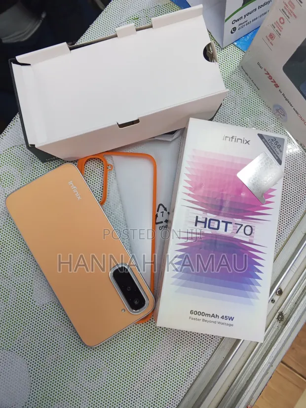 Infinix Hot 70 Mpya 128GB Bluu - 1
