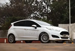 Ford Fiesta SE Hatchback 2016