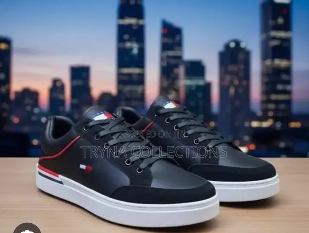 Tommy Hilfiger Casual Shoes - 1