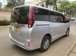 Toyota Noah 2015 Silver - 4