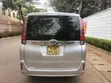Toyota Noah 2015 Silver - 5