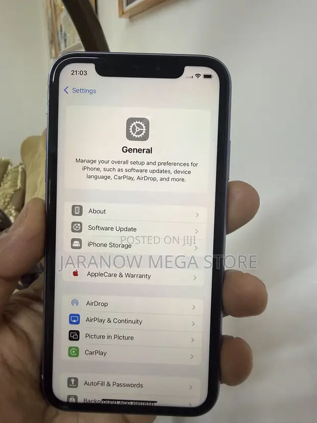 Apple iPhone 11 64GB Purple - 1
