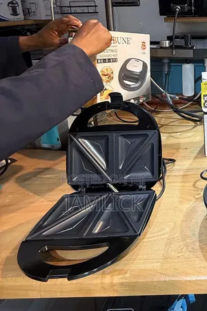 Rebune 2-Slice Sandwich Maker