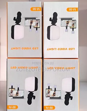 M88 LED Fill Selfie Light