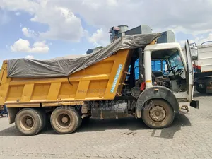 Tata Tipper Slanted Body 2015