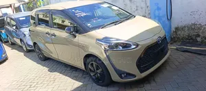 Toyota Sienta Hybrid 2019