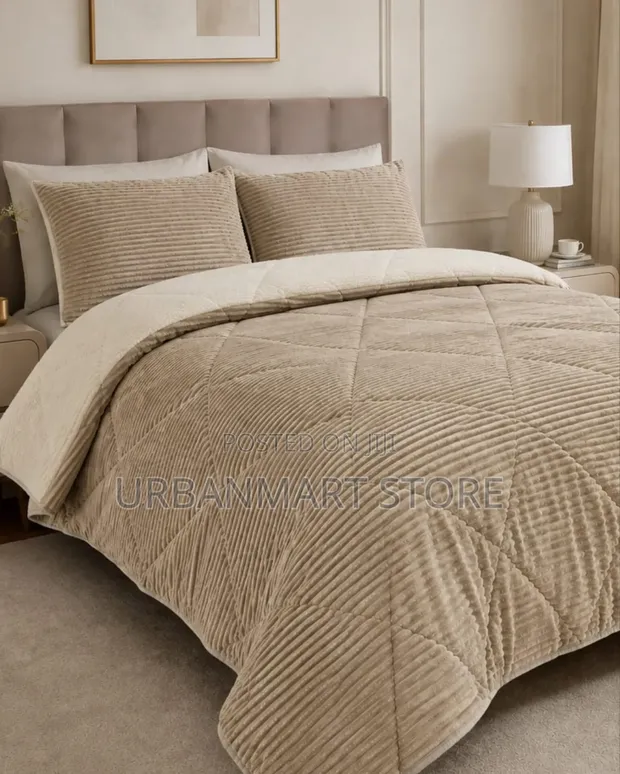 Plain Velvet Woolen Duvet 7x8 Ft - 1