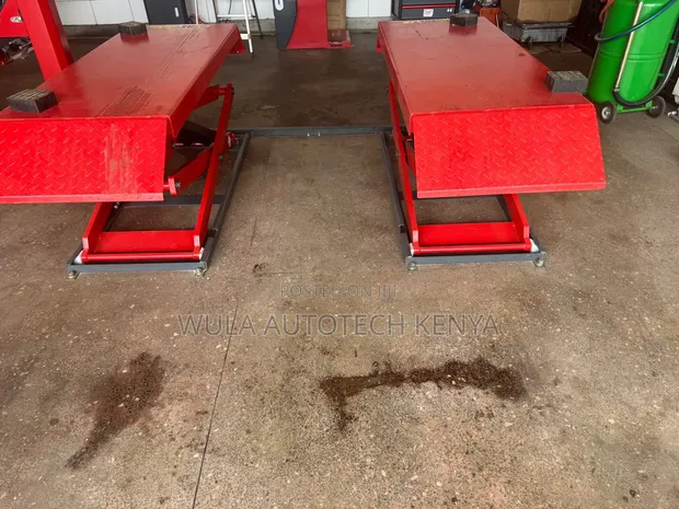 Electro-Hydraulic Scissor Car Lift 4 Tonne, 1.8m Height - 1