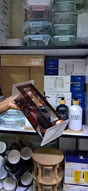 High Quality Acrylic Remote Holder