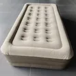 Inflatable Queen/King Size Airbed Mattress with Built-in Pump - 4