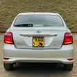 Toyota Axio 1.5 G 2WD 2017 Silver - 4