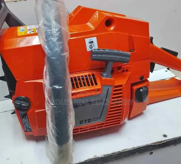 Commercial Husqvarna Power Saw 72.2cc - 1