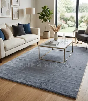 New 5x8 Rabbit Fur Carpet - Premium Quality