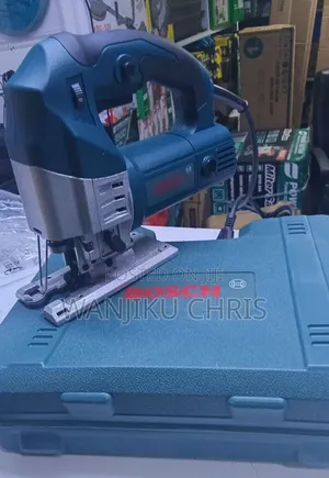 Bosch 700W Electric Jigsaw