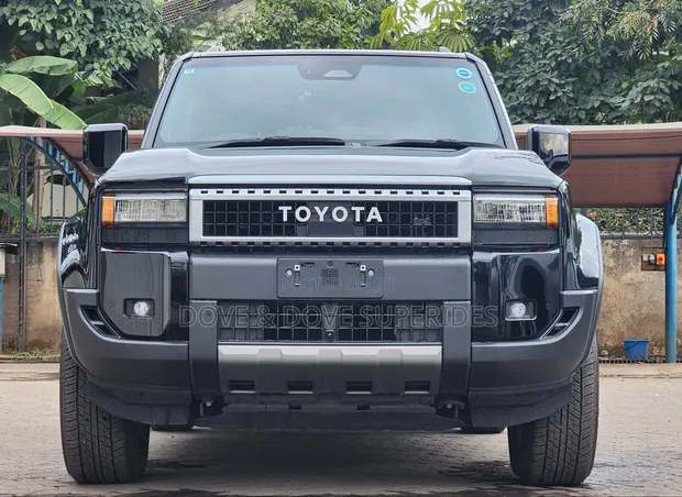 2024 Toyota Land Cruiser Prado 2.8 Black - 1