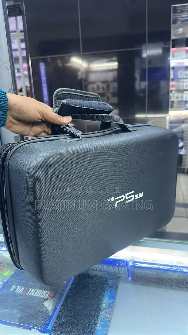 Protective Carry Case for PlayStation 5 Slim - 1