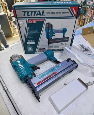 Total 2-in-1 Pneumatic Brad Nailer & Air Stapler