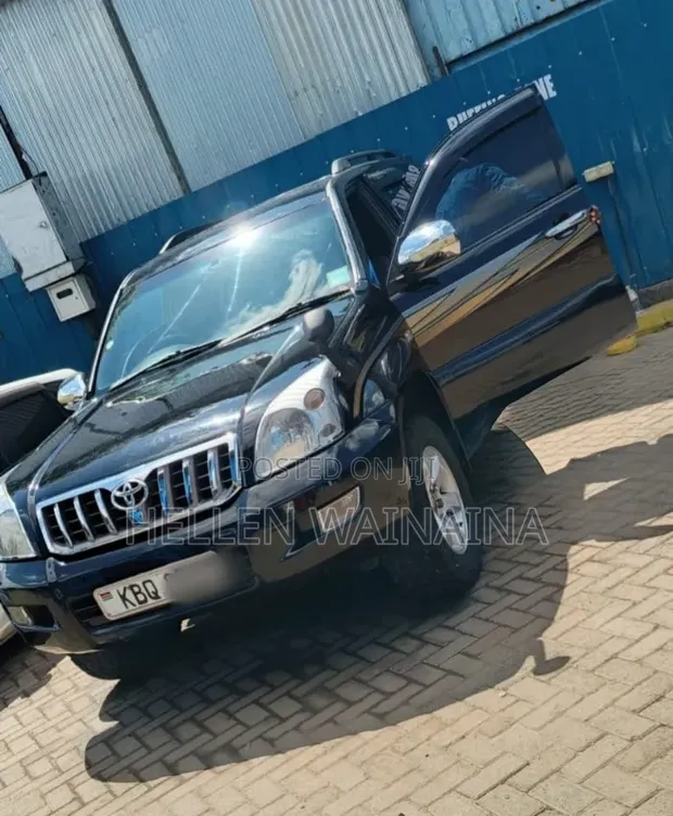Toyota Land Cruiser Prado 2007 Black - 1