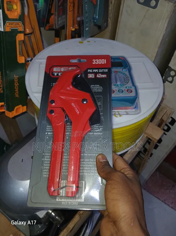 Efftool PVC Pipe Cutter 42mm 33001 - 1