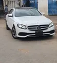 Mercedes-Benz E200 2019 - Pearl - 1