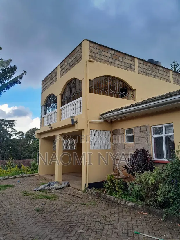 5 Bedroom House for Sale in Meru Town - 1